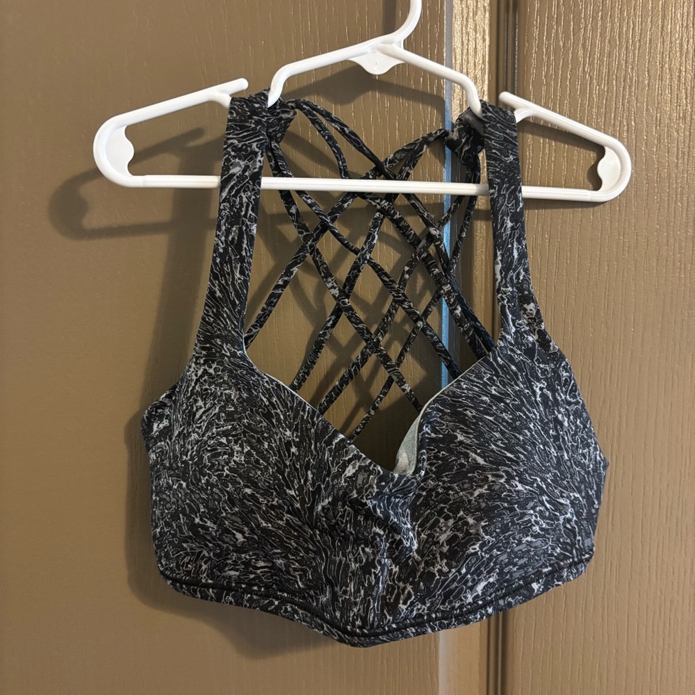 Lululemon Free to Be Wild Sports Bra -Rare Black & Gray Marble Print - Size 6